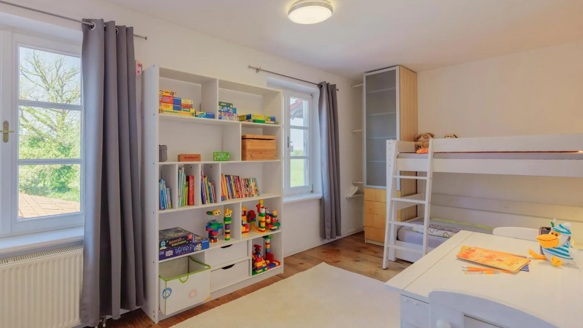 Apartamento 5 Sterne Fewo Mit Garten Und Bergblick In Chiemsee-Naehe Übersee