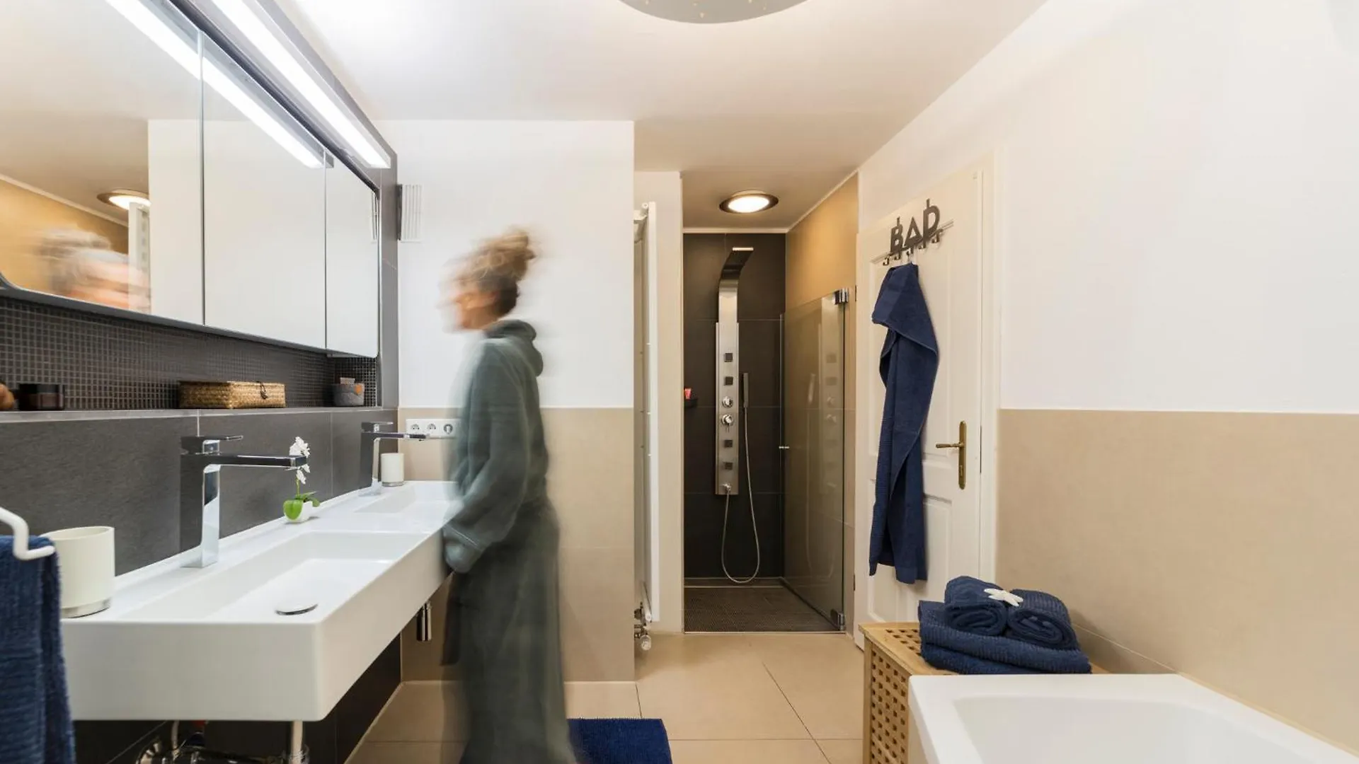 5 Sterne Fewo Mit Garten Und Bergblick In Chiemsee-Naehe Übersee Apartamento